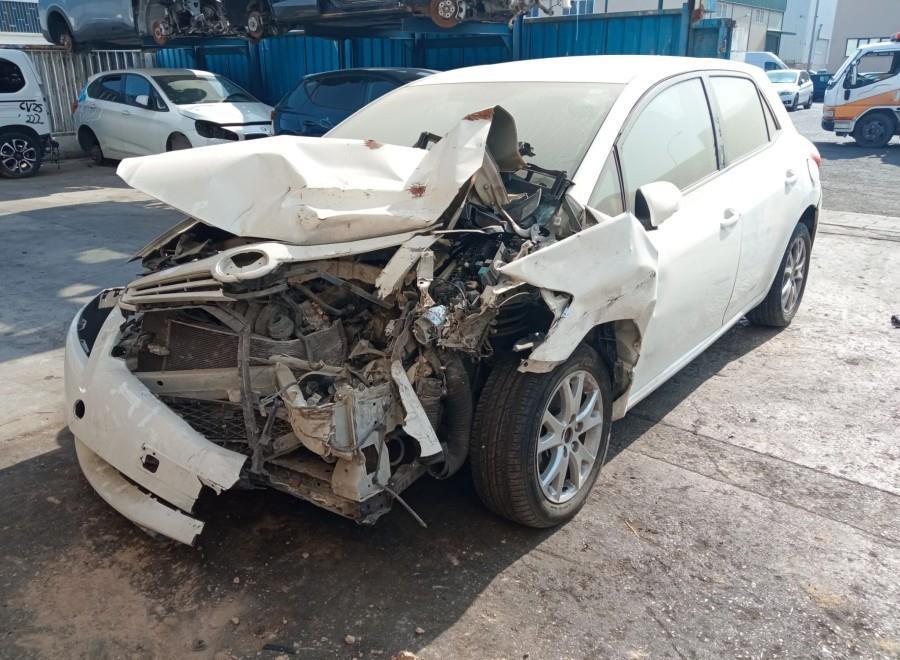 PILOTO-TRASERO-IZQUIERDO-TOYOTA-AURIS-1-6-16V-CAT-132-CV-Ano-2012-Auto-Desguace-Luque