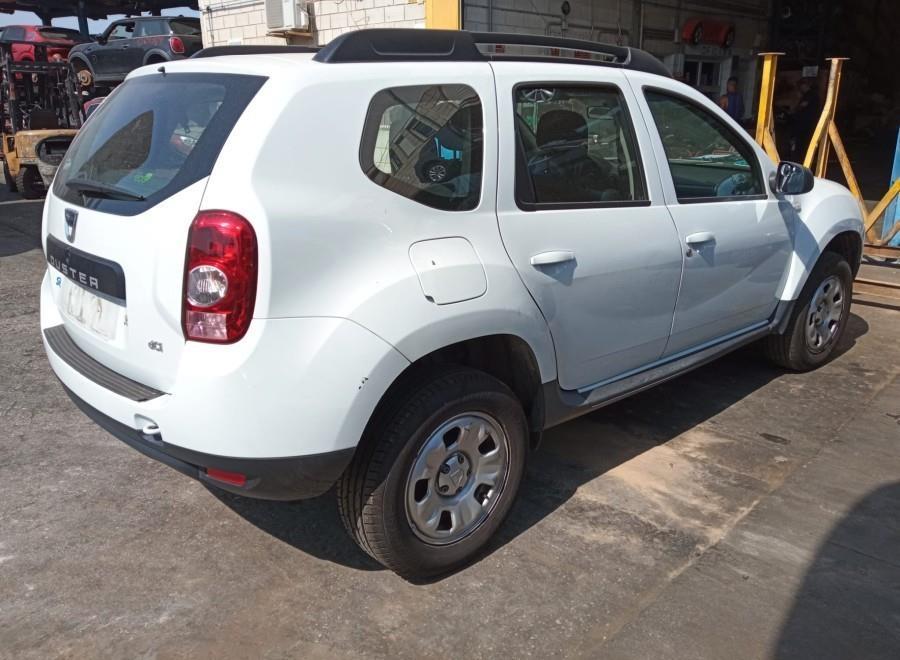 ANTINIEBLA-DELANTERO-IZQUIERDO-DACIA-DUSTER-1-5-DCI-DIESEL-FAP-CAT-107-CV-Ano-2012-Auto-Desguace-Luque