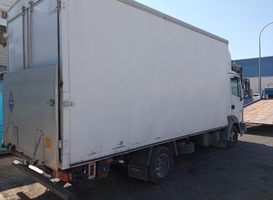 CAJA-DE-DIRECCION-NISSAN-ATLEON-3-0-TD-Ano-2001-Auto-Desguace-Luque