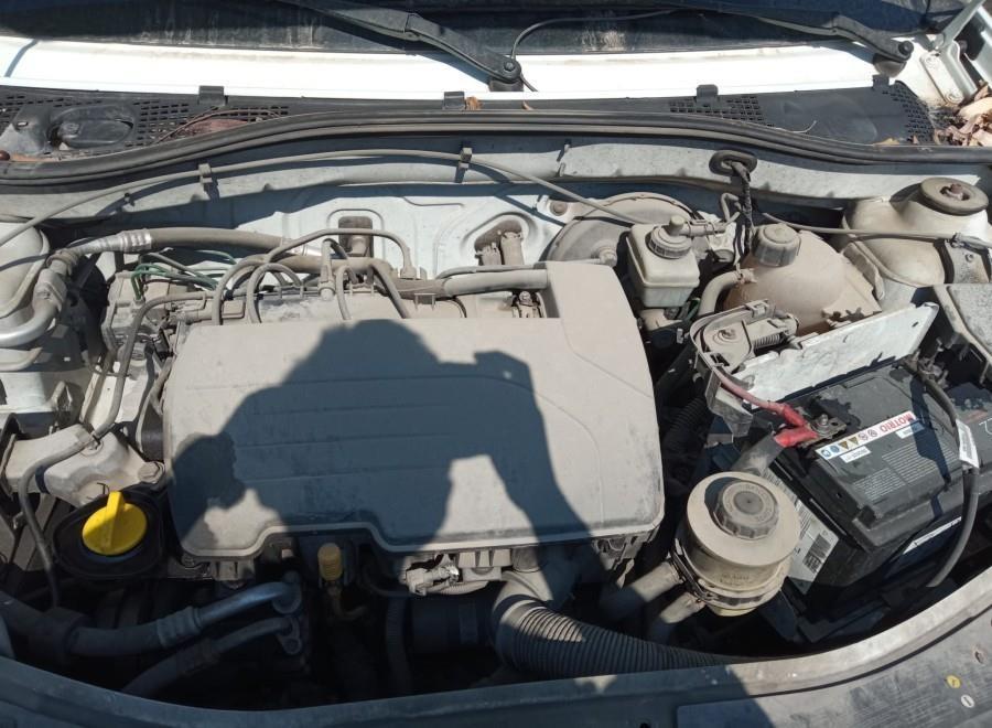 FARO-DELANTERO-IZQUIERDO-DACIA-SANDERO-1-2-16V-CAT-75-CV-Ano-2012-Auto-Desguace-Luque