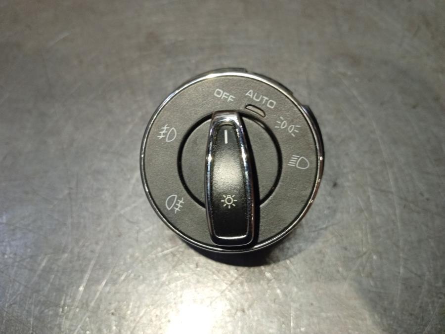 LLAVE-DE-LUCES-PORSCHE-MACAN-TYP-3-0-CAT-340-CV-Ano-2014-Auto-Desguace-Luque