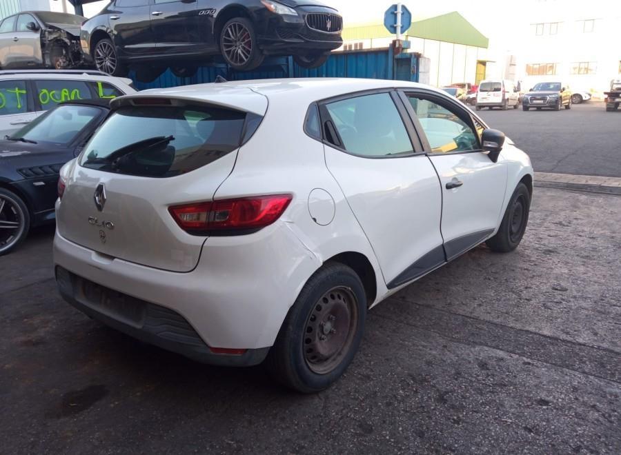 ANTINIEBLA-DELANTERO-IZQUIERDO-RENAULT-CLIO-IV-1-2-73-CV-Ano-2013-Auto-Desguace-Luque