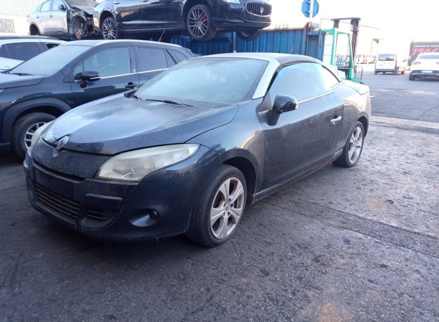 PILOTO-TRASERO-DERECHO-PORTON-SUPERIOR-RENAULT-MEGANE-III-CABRIO-1-4-TCE-131-CV-Ano-2011-Auto-Desguace-Luque
