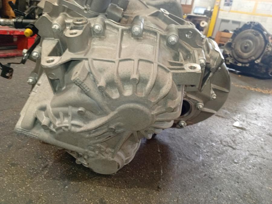 CAJA-DE-CAMBIOS-MANUAL-OPEL-MOKKA-X-1-6-CDTI-DPF-136-CV-Ano-2017-Auto-Desguace-Luque