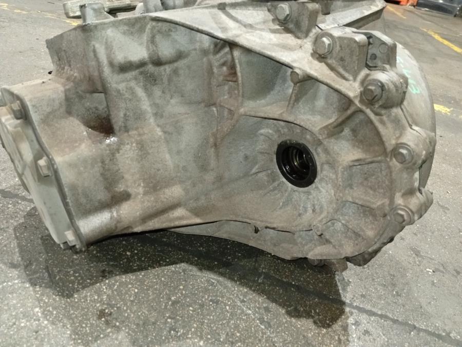 CAJA-DE-CAMBIOS-MANUAL-CITROEN-C4-1-6-E-HDI-FAP-114-CV-Ano-2015-Auto-Desguace-Luque