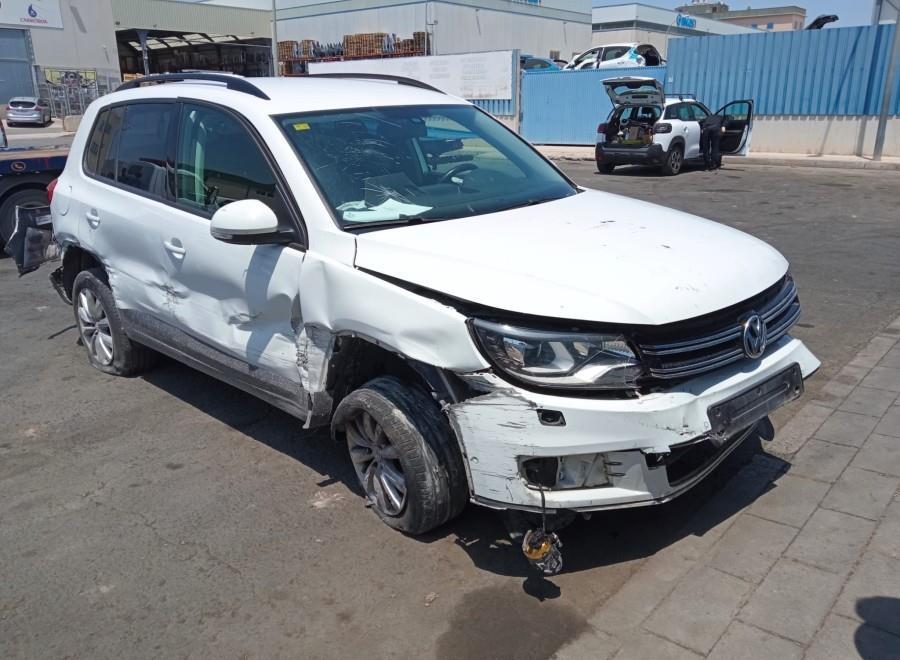 CENTRALITA-DE-FRENO-DE-MANO-VOLKSWAGEN-TIGUAN-2-0-TDI-110-CV-Ano-2015-Auto-Desguace-Luque
