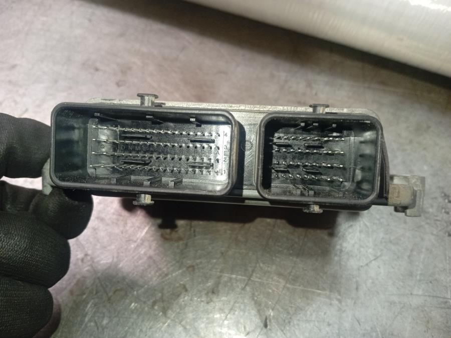 CENTRALITA-DE-MOTOR-DACIA-SANDERO-1-6-CAT-84-CV-Ano-2012-Auto-Desguace-Luque