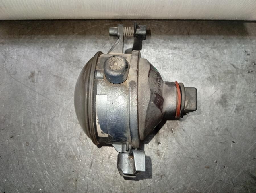 ANTINIEBLA-DELANTERO-IZQUIERDO-FORD-FOCUS-BERLINA-CAP-2-0-TDCI-CAT-136-CV-Ano-2005-Auto-Desguace-Luque