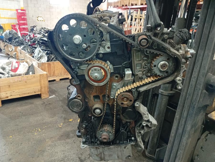 MOTOR-COMPLETO-VOLKSWAGEN-PASSAT-VARIANT-3G5-2-0-TDI-DPF-239-CV-Ano-2016-Auto-Desguace-Luque