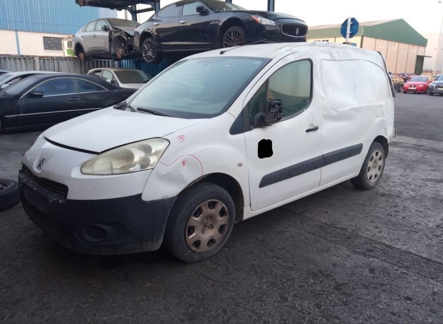 CREMALLERA-DE-DIRECCION-HIDRAULICA-PEUGEOT-PARTNER-1-6-HDI-FAP-114-CV-Ano-2014-Auto-Desguace-Luque