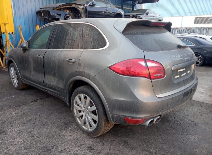 CAJA-DE-CAMBIOS-AUTOMATICA-PORSCHE-CAYENNE-TYP-92AA-4-8-V8-CAT-400-CV-Ano-2011-Auto-Desguace-Luque