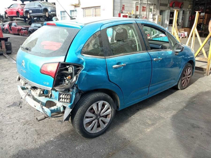 ANTINIEBLA-DELANTERO-DERECHO-CITROEN-C3-1-4-HDI-68-CV-Ano-2012-Auto-Desguace-Luque