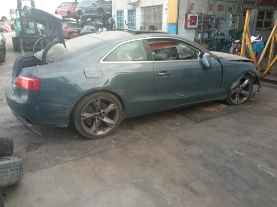 UNIDAD-DE-CONTROL-DE-SONIDO-AUDI-A-5-COUPE-3-2-V6-24V-FSI-265-CV-Ano-2008-Auto-Desguace-Luque