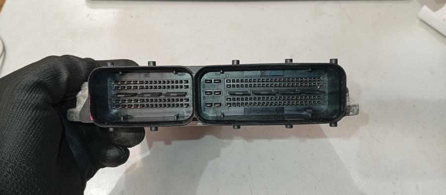 CENTRALITA-DE-MOTOR-AUDI-Q7-3-0-V6-24V-TDI-233-CV-Ano-2006-Auto-Desguace-Luque