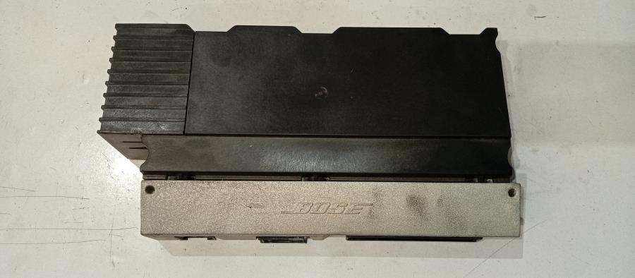 AMPLIFICADOR-DE-SONIDO-AUDI-Q7-3-0-V6-24V-TDI-233-CV-Ano-2006-Auto-Desguace-Luque