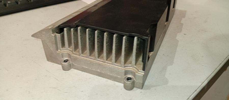 AMPLIFICADOR-DE-SONIDO-AUDI-Q7-3-0-V6-24V-TDI-233-CV-Ano-2006-Auto-Desguace-Luque