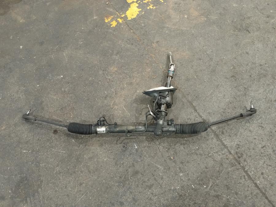 CREMALLERA-DE-DIRECCION-HIDRAULICA-FORD-FOCUS-BERLINA-CAK-1-8-TDDI-90CV-Ano-2002-Auto-Desguace-Luque