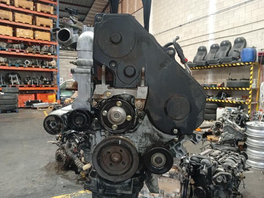 MOTOR-COMPLETO-FORD-FOCUS-BERLINA-CAK-1-8-TDDI-90CV-Ano-2002-Auto-Desguace-Luque