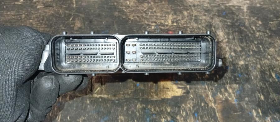 CENTRALITA-DE-MOTOR-AUDI-Q5-8R-2-0-TFSI-Ano-2011-Auto-Desguace-Luque
