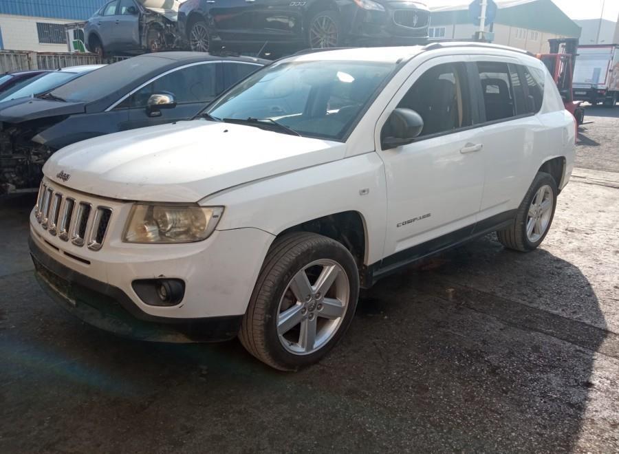 CAJA-DE-CAMBIOS-MANUAL-JEEP-COMPASS-2-2-CRD-CAT-136-CV-Ano-2012-Auto-Desguace-Luque