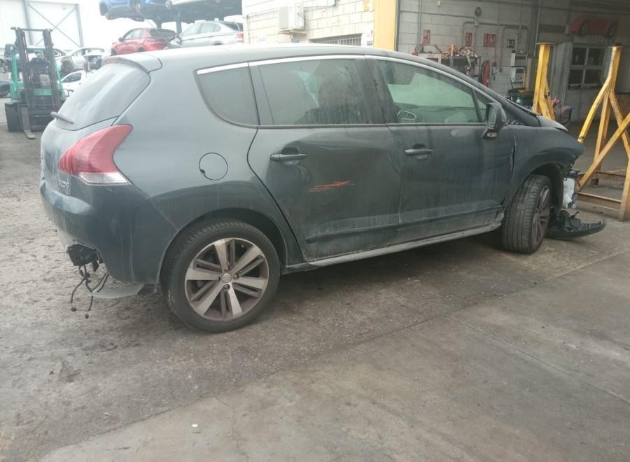 ANTINIEBLA-TRASERO-IZQUIERDO-PEUGEOT-3008-1-2-12V-E-THP-131-CV-Ano-2016-Auto-Desguace-Luque