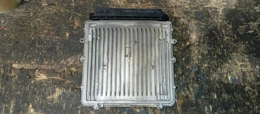 CENTRALITA-DE-MOTOR-BMW-SERIE-5-G30-535D-Ano-2018-Auto-Desguace-Luque