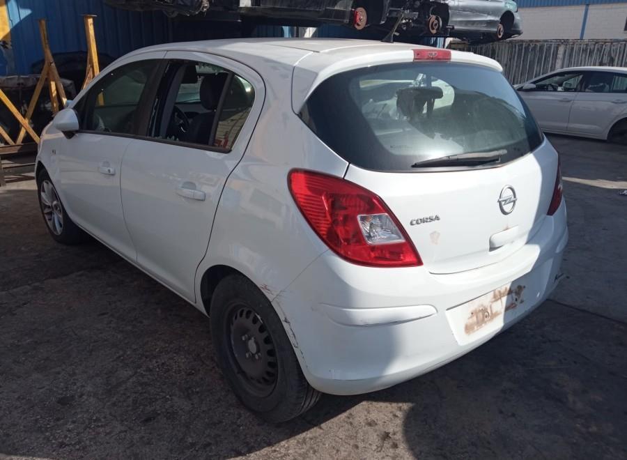 FARO-DELANTERO-IZQUIERDO-OPEL-CORSA-D-1-4-Ano-2014-Auto-Desguace-Luque