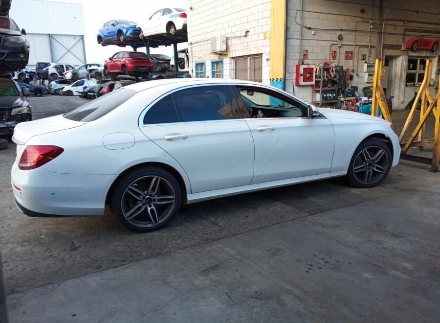 FARO-DELANTERO-DERECHO-MERCEDES-CLASE-E-220D-2-0-CDI-CAT-Ano-2018-Auto-Desguace-Luque