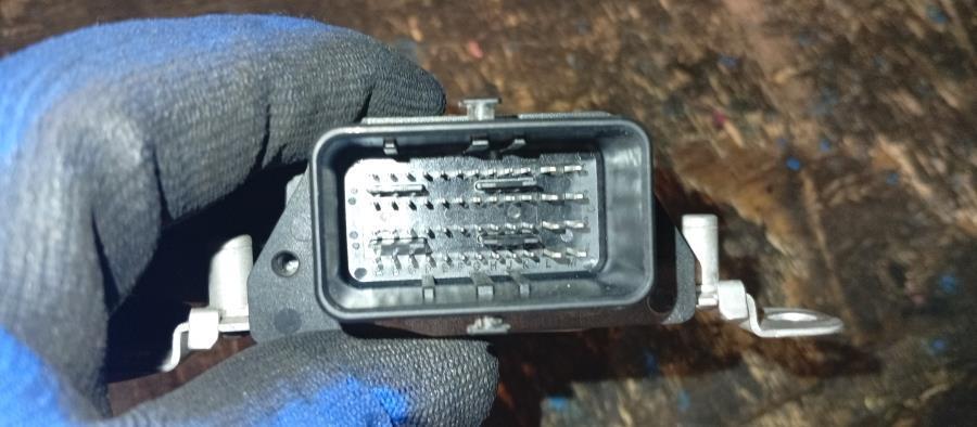 CENTRALITA-CAJA-DE-CAMBIOS-NISSAN-QASHQAI-1-2-16V-T-Ano-2018-Auto-Desguace-Luque