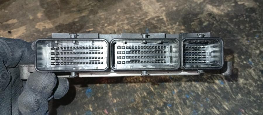 CENTRALITA-DE-MOTOR-RENAULT-MASTER-2-3-DCI-Ano-2013-Auto-Desguace-Luque