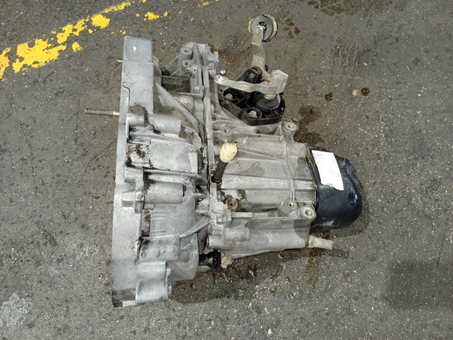 CAJA-DE-CAMBIOS-MANUAL-NISSAN-MICRA-K12E-1-5-DCI-82CV-Ano-2005-Auto-Desguace-Luque