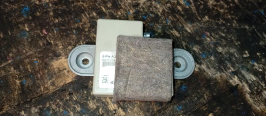 AMPLIFICADOR-DE-ANTENA-BMW-SERIE-5-TOURING-F11-520D-2-0-TURBODIESEL-Ano-2011-Auto-Desguace-Luque