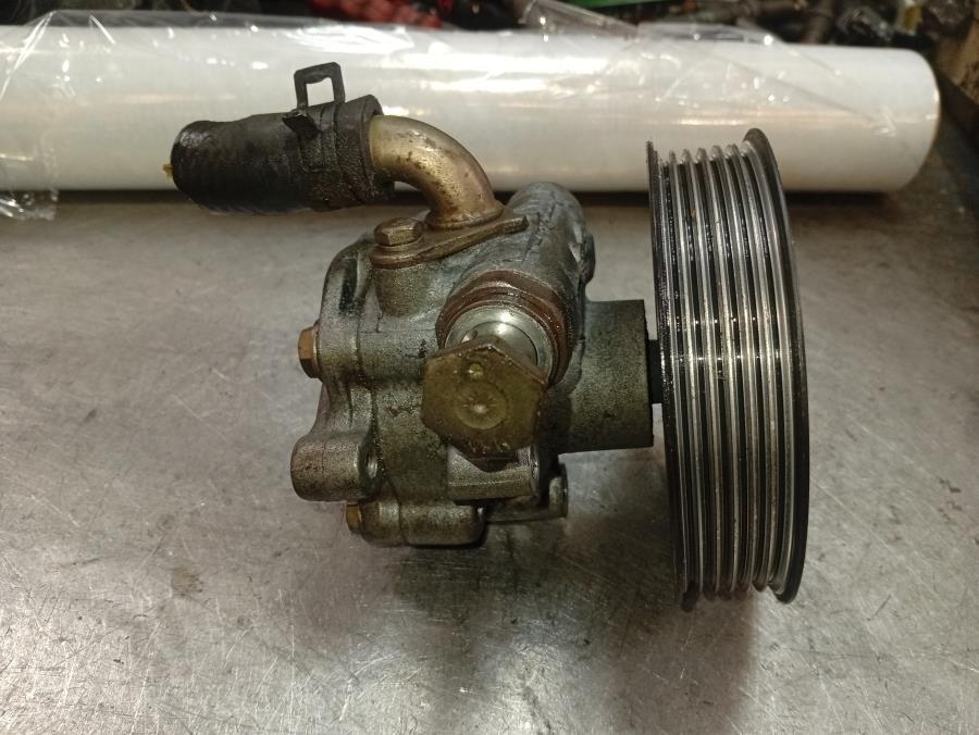 BOMBA-DE-DIRECCION-HIDRAULICA-SEAT-LEON-1M1-1-9-TDI-150-CV-Ano-2004-Auto-Desguace-Luque