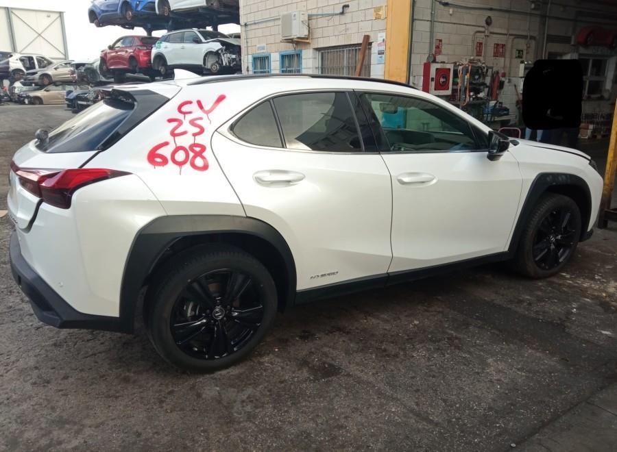 CAJA-DE-CAMBIOS-AUTOMATICA-LEXUS-UX250-H-2-0-250H-Ano-2021-Auto-Desguace-Luque