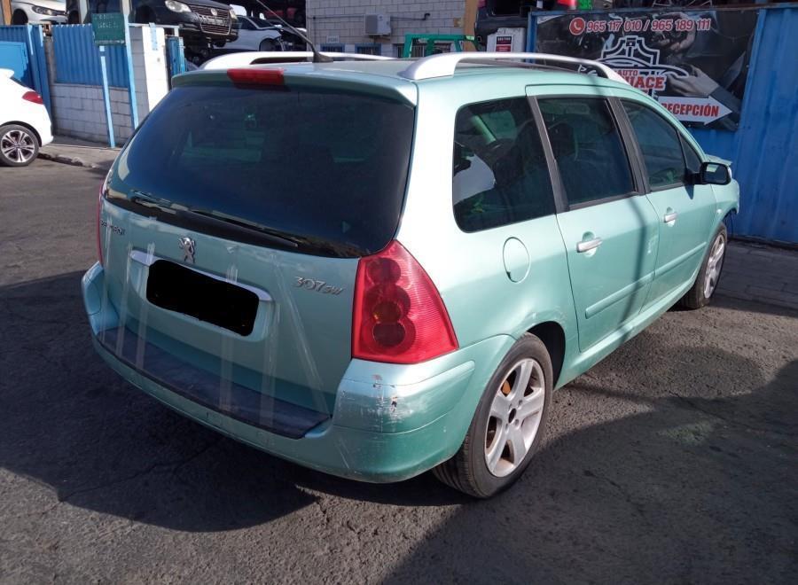 PILOTO-TRASERO-DERECHO-PEUGEOT-307-SW-2-0-HDI-Ano-2003-Auto-Desguace-Luque