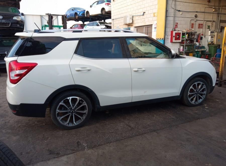 CAJA-DE-CAMBIOS-AUTOMATICA-SSANYONG-XLV-1-6-XDI-Ano-2017-Auto-Desguace-Luque