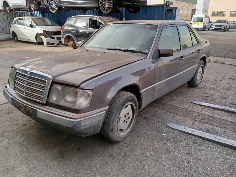 PILOTO-TRASERO-DERECHO-MERCEDES-CLASE-E-W124-2-5D-90CV-Ano-1991-Auto-Desguace-Luque