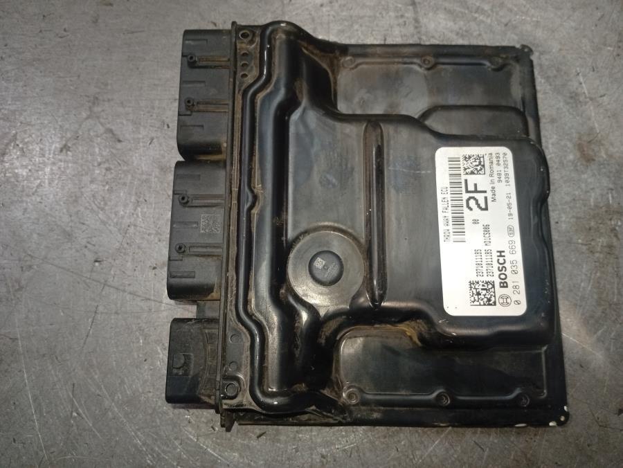 CENTRALITA-DE-MOTOR-DACIA-DOKKER-1-5-DCI-Ano-2019-Auto-Desguace-Luque