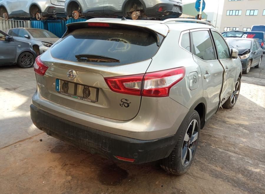 ANTINIEBLA-DELANTERO-DERECHO-NISSAN-QASHQAI-J11-1-6-DCI-TURBODIESEL-CAT-131-CV-Ano-2015-Auto-Desguace-Luque