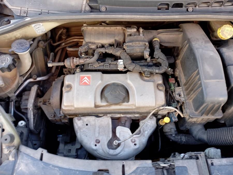 PILOTO-TRASERO-IZQUIERDO-CITROEN-C2-1-4-73CV-Ano-2004-Auto-Desguace-Luque