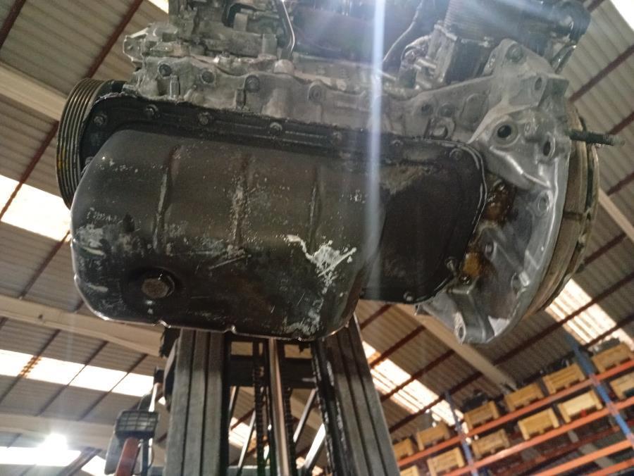 MOTOR-COMPLETO-CITROEN-C-4-PICASSO-1-6-HDI-Ano-2013-Auto-Desguace-Luque