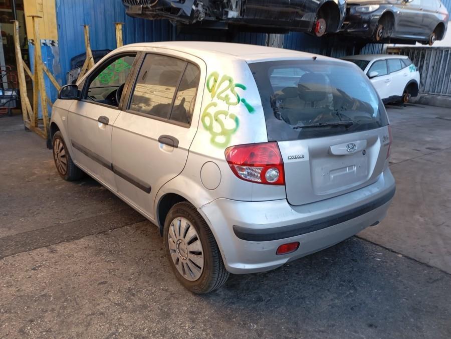 FARO-DELANTERO-DERECHO-HYUNDAI-GETZ-1-1-12V-63CV-Ano-2004-Auto-Desguace-Luque