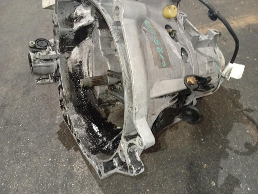 CAJA-DE-CAMBIOS-MANUAL-CITROEN-C4-1-6-16V-CAT-109-CV-Ano-2005-Auto-Desguace-Luque