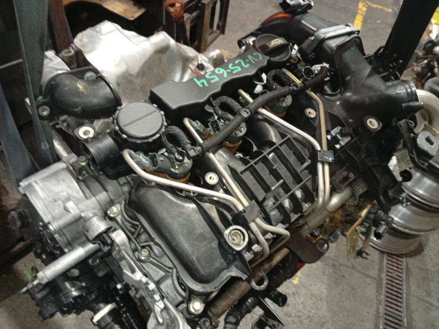 MOTOR-COMPLETO-CITROEN-C4-1-6-16V-CAT-109-CV-Ano-2005-Auto-Desguace-Luque