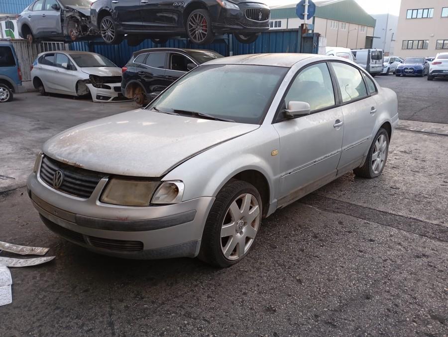 MOTOR-COMPLETO-VOLKSWAGEN-PASSAT-BERLINA-3B3-Edition-2-5-TDI-V6-Ano-2000-Auto-Desguace-Luque