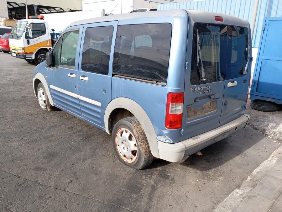 ANTINIEBLA-DELANTERO-DERECHO-FORD-TOURNEO-CONECT-1-8-TDDI-Ano-2007-Auto-Desguace-Luque