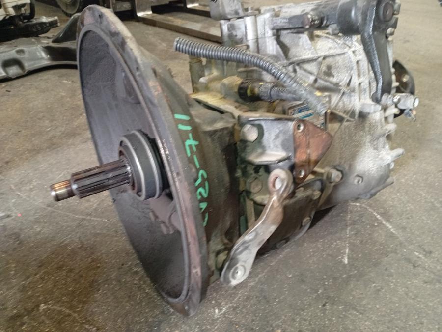 CAJA-DE-CAMBIOS-MANUAL-NISSAN-ATLEON-4-0-D-Ano-2004-Auto-Desguace-Luque