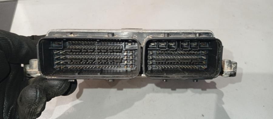 CENTRALITA-DE-MOTOR-PEUGEOT-3008-1-2-12V-E-THP-131-CV-Ano-2018-Auto-Desguace-Luque