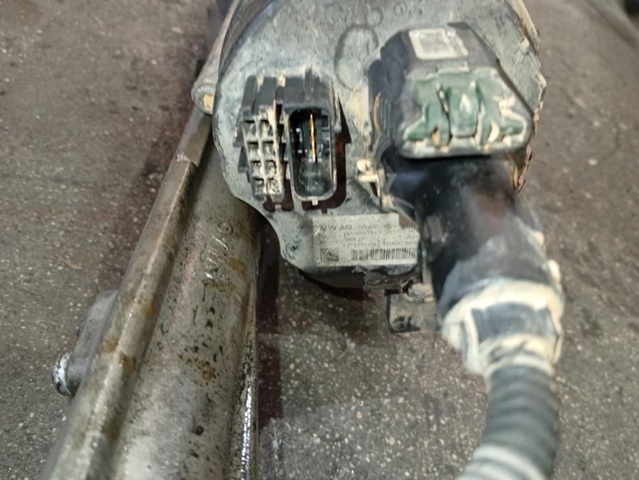 CREMALLERA-ELECTRICA-DE-DIRECCION-VOLKSWAGEN-PASSAT-BERLINA-3C2-Advance-2-0-TDI-140CV-Ano-2006-Auto-Desguace-Luque