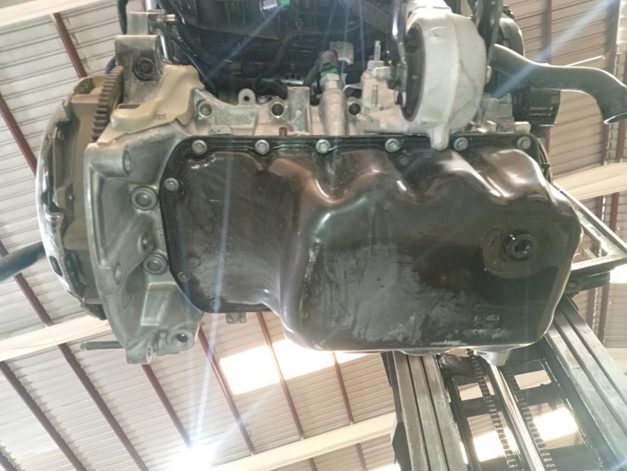 MOTOR-COMPLETO-CITROEN-C4-1-6-16V-Ano-2012-Auto-Desguace-Luque